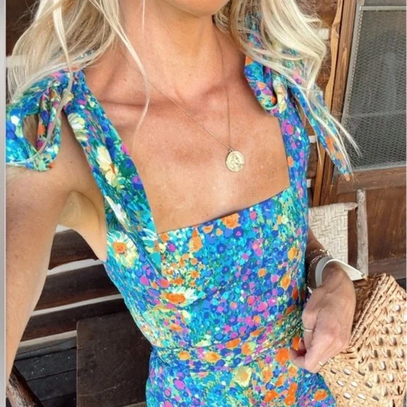 Show Me Your Mumu Claire Mini Dress Painterly Petals Print Small Resortwear Boho - Picture 13 of 13